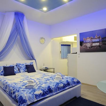 Apartment Rinaldi Lux 베오그라드 외부 사진