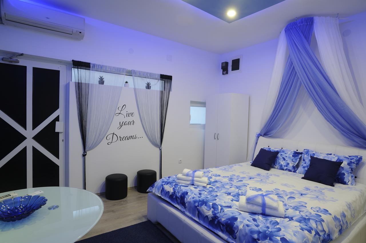 Apartment Rinaldi Lux 베오그라드 외부 사진